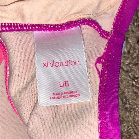 Multi color bikini top size Large - Picture 3 of 3